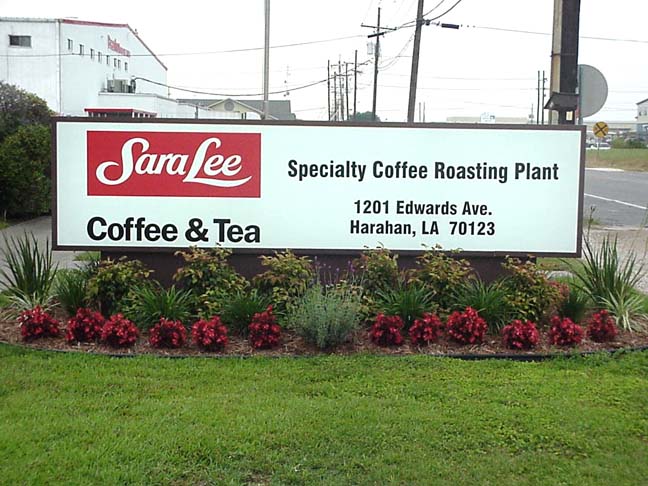 Sign installation in Harahan for Sara Lee foods